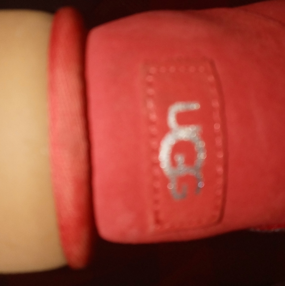 Uggs - Picture 5 of 8